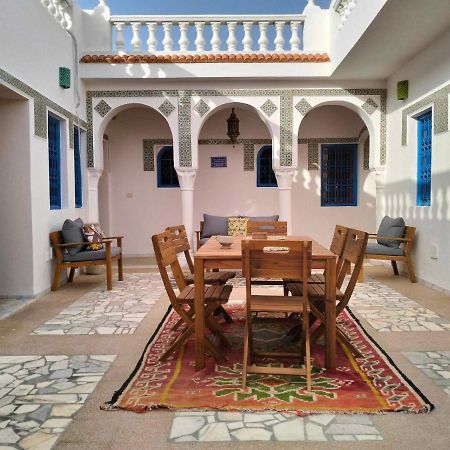 Beit El Ezz - La Grande Villa Ouled Yaneg Exteriör bild